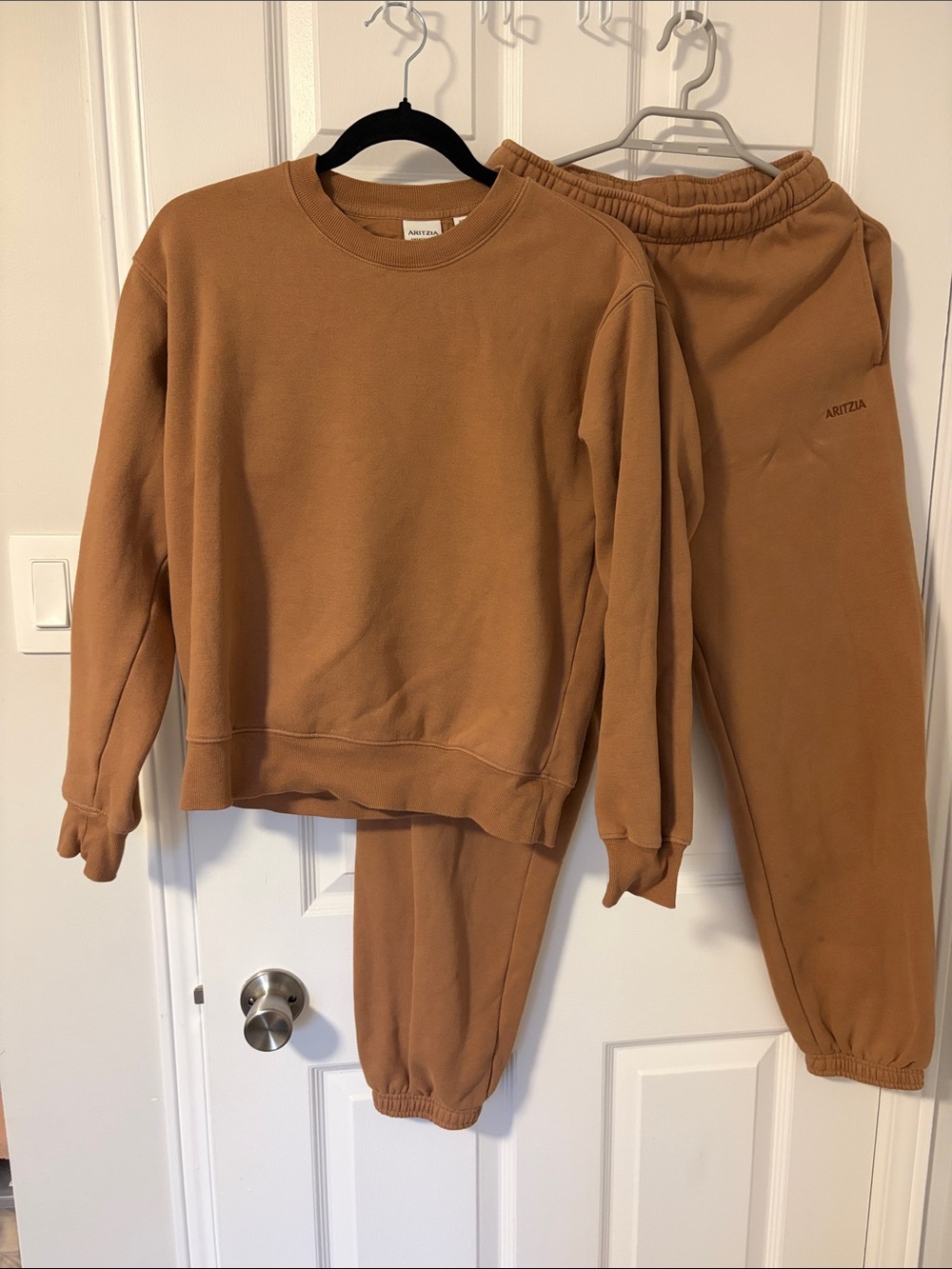 Aritzia Cozy Sweatfleece Perfect Crew + Mega Jogger Set Size XS